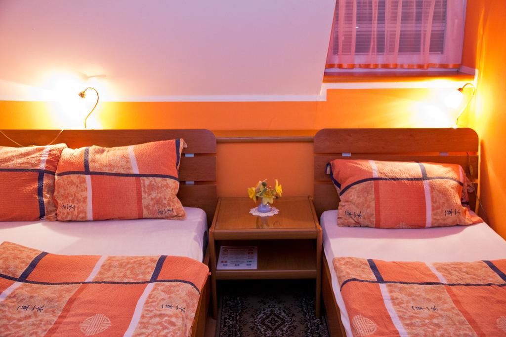 Guesthouse Jug Blato Екстер'єр фото