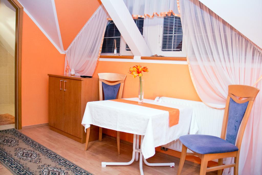 Guesthouse Jug Blato Екстер'єр фото